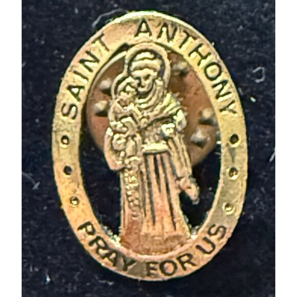 Saint Anthony Pray For Us Gold Tone Lapel Pin Religious Medal C.A.D.C. - Picture 3 of 4